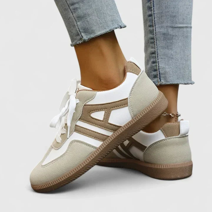Khaki & White#Khaki & White_2