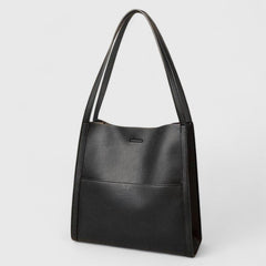 Black#Black_1