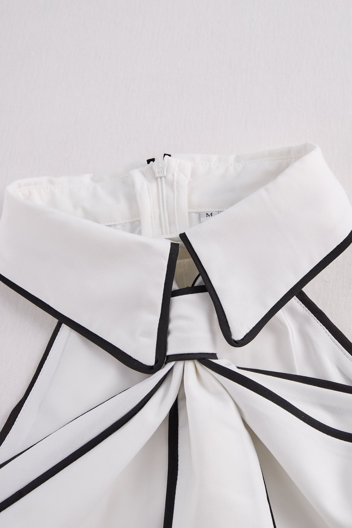 White#White_5