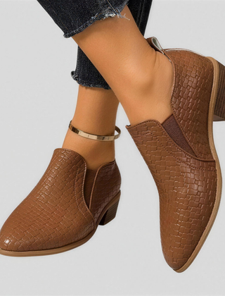 Dark Brown#Dark Brown_1