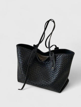 Black#Black_1