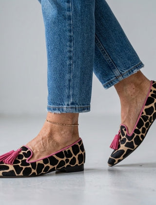 Pink and leopard#Pink and leopard_1