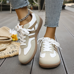 Khaki & White#Khaki & White_1