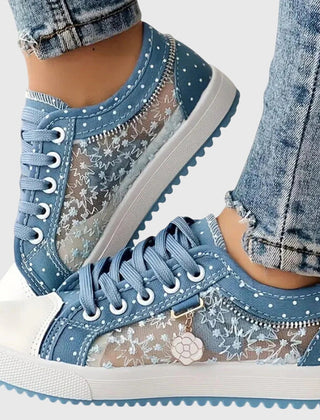 Light Blue#Light Blue_1