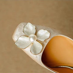 Beige#Beige_2