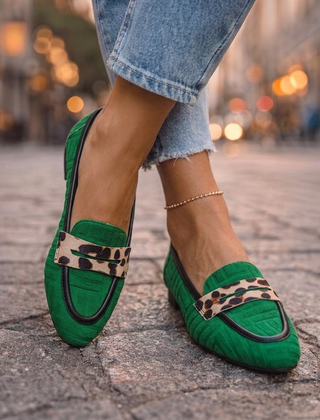Emerald green#Emerald green_1