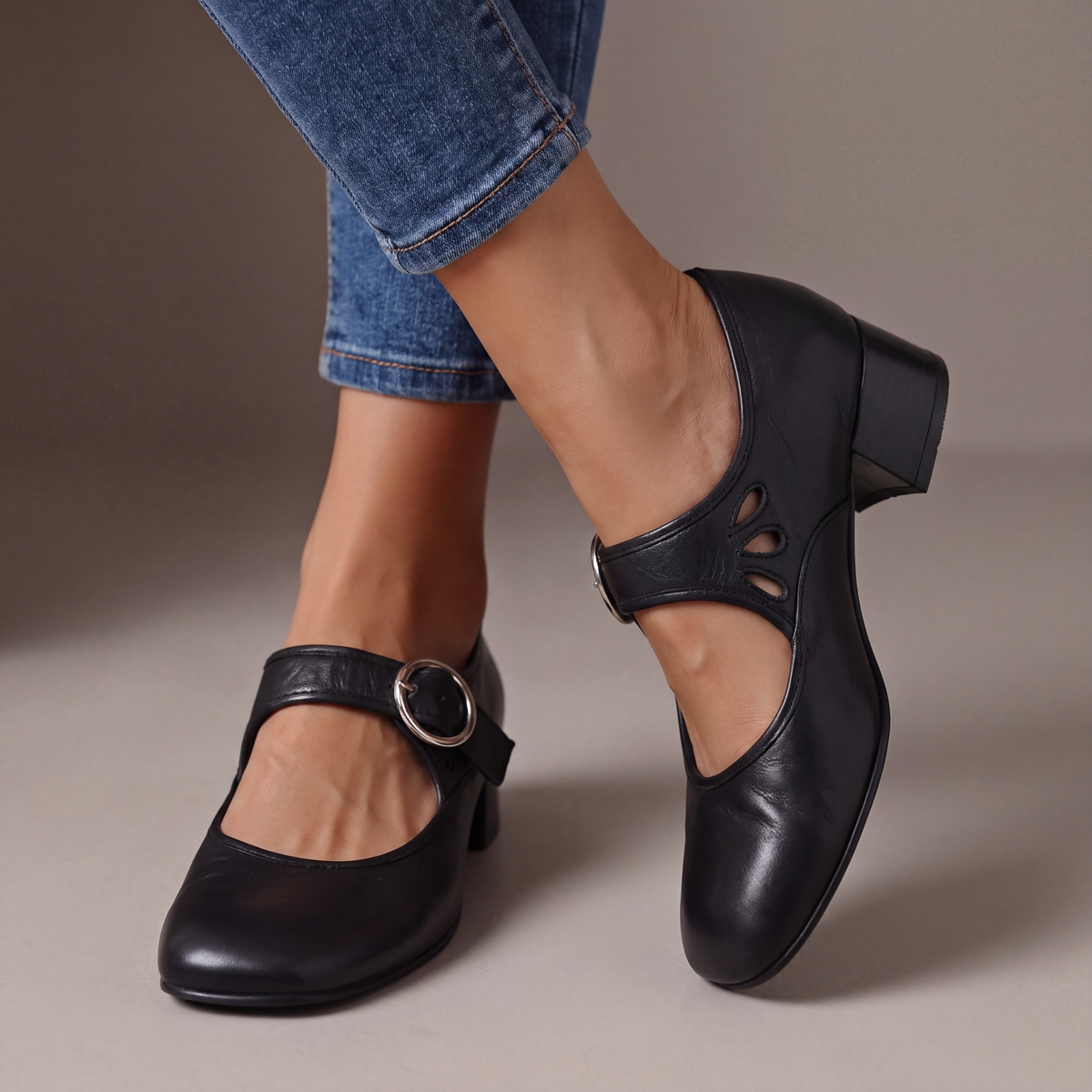 Black#Black_1